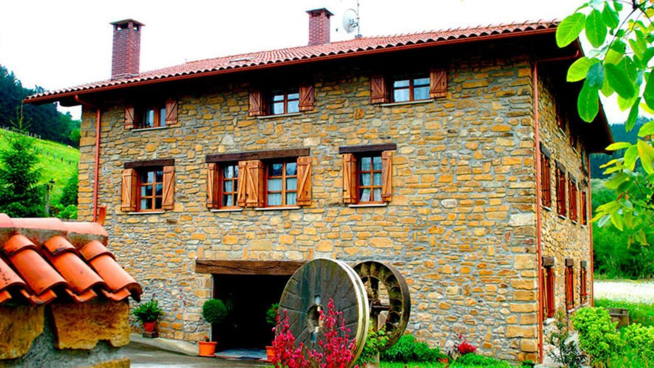 Agroturismo Iberreko Errota Muxika Buitenkant foto